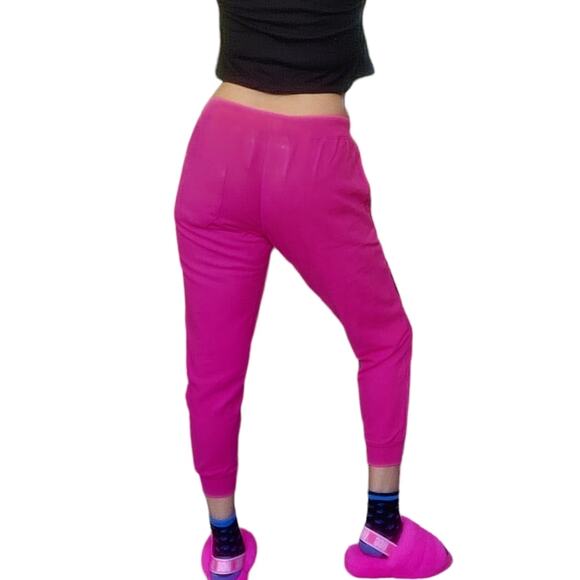 LA DETRESSE Pink Cookies athleisure sweatpants cropped joggers Size M NEW - Picture 2 of 7